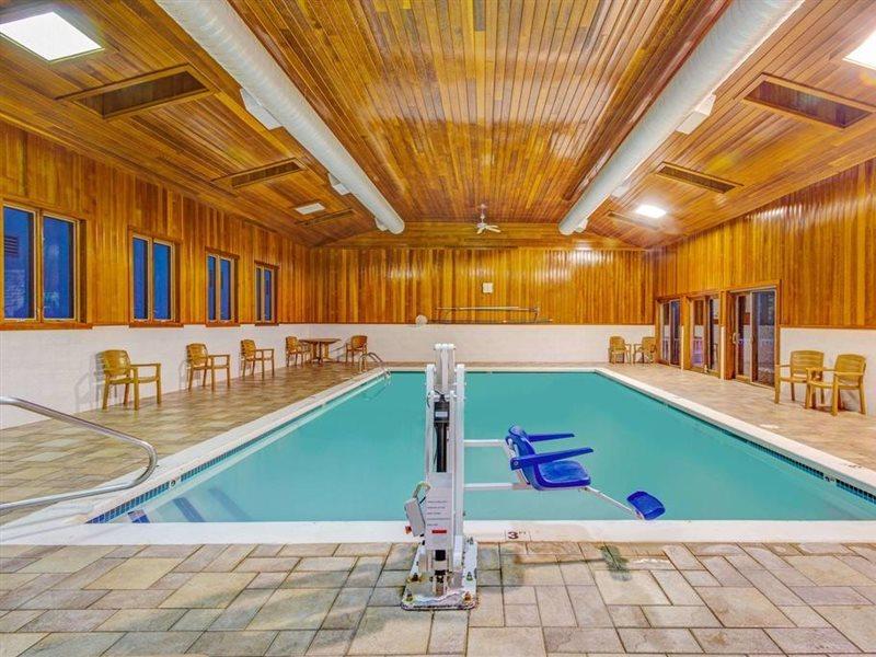 Days Hotel By Wyndham Methuen Ma Conference Center Bagian luar foto